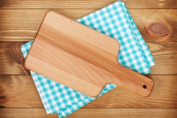 "How to sanitize a wood cutting board"